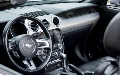 Ford Mustang VI рестайлинг, 2019 год, 3 550 000 рублей, 6 фотография