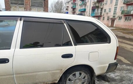 Toyota Corolla, 2001 год, 300 000 рублей, 4 фотография