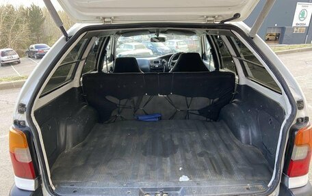 Toyota Corolla, 2001 год, 300 000 рублей, 7 фотография