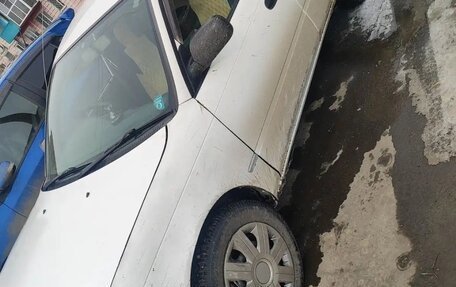 Toyota Corolla, 2001 год, 300 000 рублей, 3 фотография