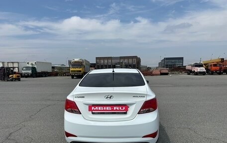 Hyundai Solaris II рестайлинг, 2015 год, 895 000 рублей, 6 фотография