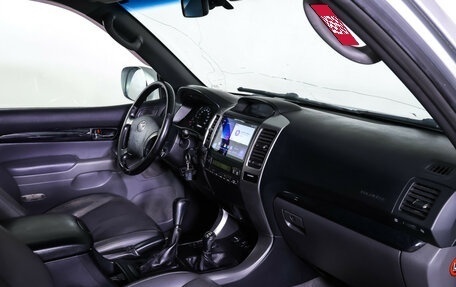 Toyota Land Cruiser Prado 120 рестайлинг, 2007 год, 1 900 000 рублей, 11 фотография