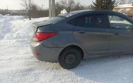Hyundai Solaris II рестайлинг, 2012 год, 360 000 рублей, 4 фотография
