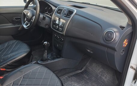 Renault Logan II, 2020 год, 1 100 000 рублей, 3 фотография