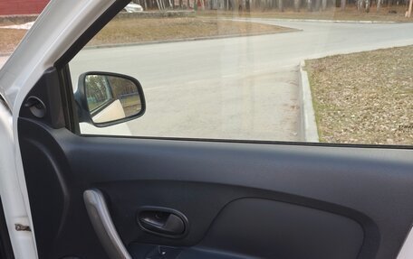 Renault Logan II, 2020 год, 1 100 000 рублей, 2 фотография