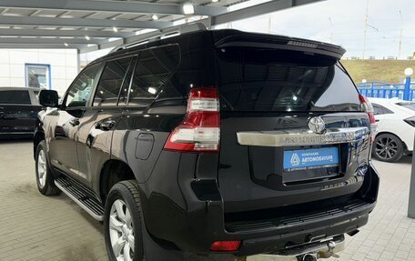 Toyota Land Cruiser Prado 150 рестайлинг 2, 2013 год, 3 199 000 рублей, 3 фотография