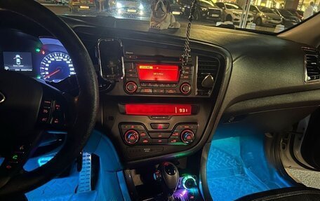 KIA Optima III, 2011 год, 1 000 000 рублей, 10 фотография