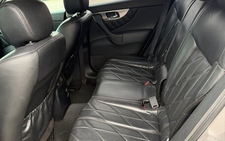 Infiniti FX II, 2010 год, 1 780 000 рублей, 10 фотография