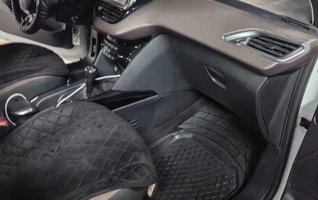 Peugeot 2008 II, 2014 год, 790 000 рублей, 8 фотография