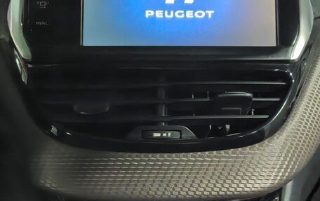 Peugeot 2008 II, 2014 год, 790 000 рублей, 7 фотография