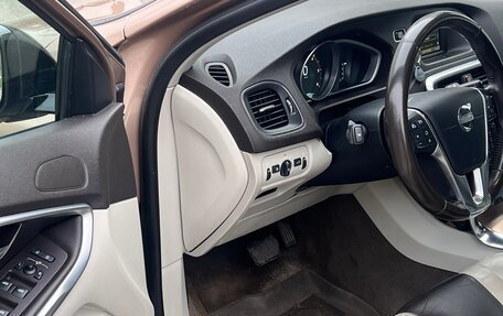 Volvo V40 Cross Country I, 2014 год, 1 150 000 рублей, 9 фотография