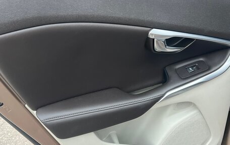 Volvo V40 Cross Country I, 2014 год, 1 150 000 рублей, 11 фотография