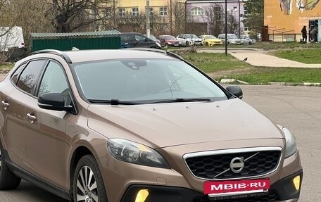 Volvo V40 Cross Country I, 2014 год, 1 150 000 рублей, 2 фотография
