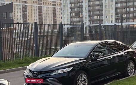 Toyota Camry, 2018 год, 3 000 080 рублей, 6 фотография