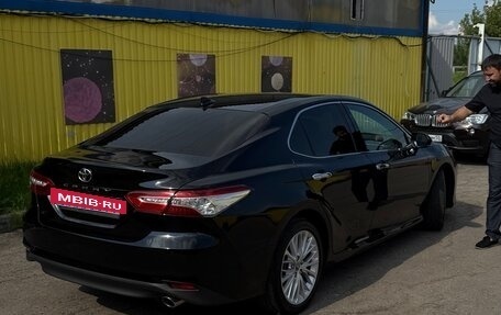 Toyota Camry, 2018 год, 3 000 080 рублей, 2 фотография