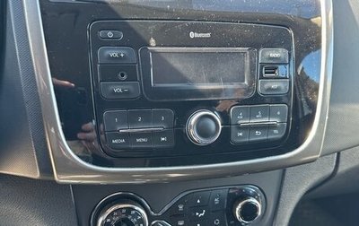 Renault Sandero II рестайлинг, 2014 год, 560 000 рублей, 1 фотография