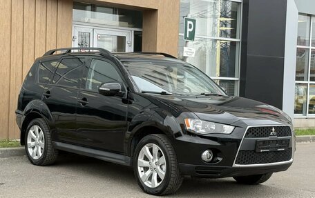 Mitsubishi Outlander III рестайлинг 3, 2012 год, 1 050 000 рублей, 1 фотография