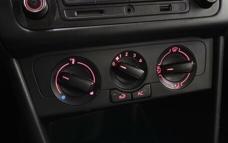 Volkswagen Polo VI (EU Market), 2014 год, 880 000 рублей, 12 фотография