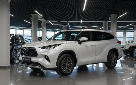 Toyota Highlander, 2026 год, 5 550 000 рублей, 4 фотография