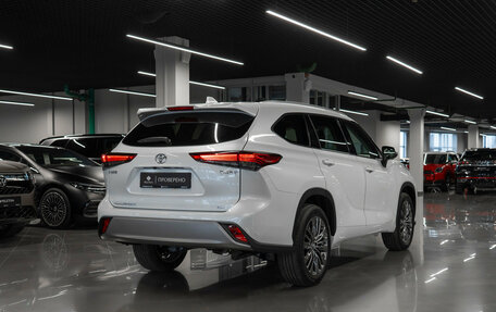 Toyota Highlander, 2026 год, 5 550 000 рублей, 7 фотография