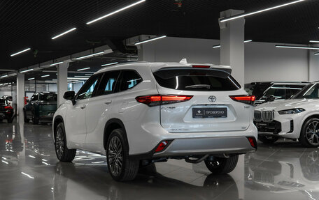 Toyota Highlander, 2026 год, 5 550 000 рублей, 8 фотография