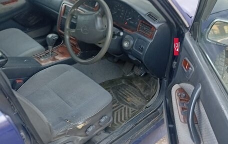 Toyota Crown, 1996 год, 60 000 рублей, 3 фотография