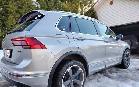 Volkswagen Tiguan II, 2018 год, 3 300 000 рублей, 4 фотография