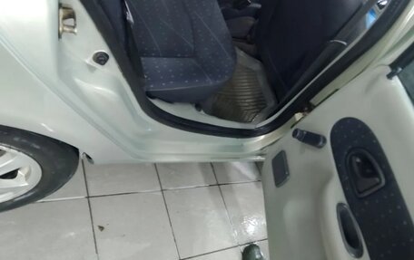 Renault Symbol I, 2003 год, 300 000 рублей, 3 фотография