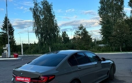 BMW 5 серия, 2021 год, 5 600 000 рублей, 3 фотография