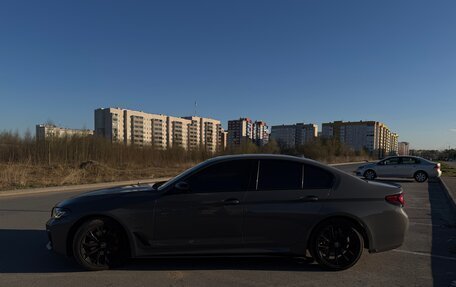 BMW 5 серия, 2021 год, 5 600 000 рублей, 10 фотография