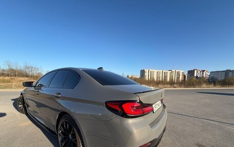 BMW 5 серия, 2021 год, 5 600 000 рублей, 11 фотография