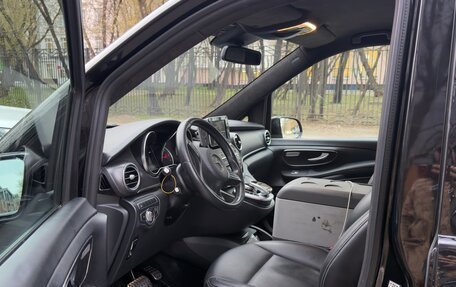 Mercedes-Benz V-Класс, 2018 год, 4 500 000 рублей, 9 фотография