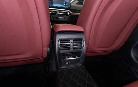 BMW 3 серия, 2024 год, 4 990 000 рублей, 14 фотография