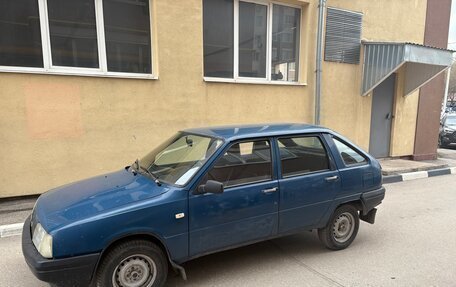 ИЖ 2126 «Ода», 2003 год, 140 000 рублей, 2 фотография