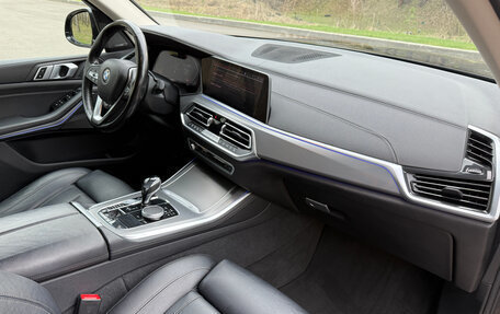 BMW X5, 2019 год, 5 200 000 рублей, 16 фотография