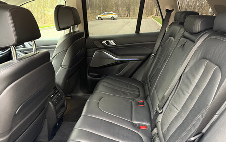 BMW X5, 2019 год, 5 200 000 рублей, 19 фотография