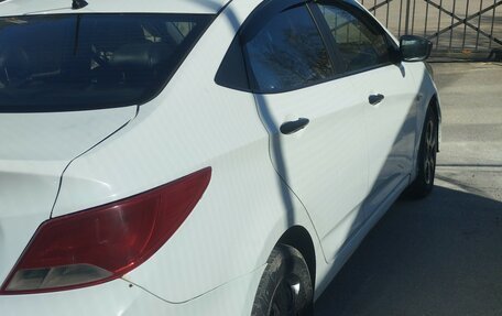 Hyundai Solaris II рестайлинг, 2015 год, 350 000 рублей, 6 фотография