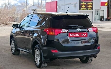 Toyota RAV4, 2013 год, 1 850 000 рублей, 2 фотография