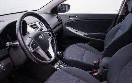 Hyundai Solaris II рестайлинг, 2011 год, 720 000 рублей, 10 фотография