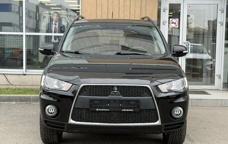 Mitsubishi Outlander III рестайлинг 3, 2012 год, 1 050 000 рублей, 2 фотография