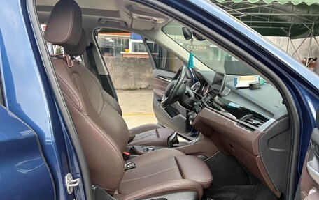 BMW X1, 2022 год, 2 100 000 рублей, 13 фотография