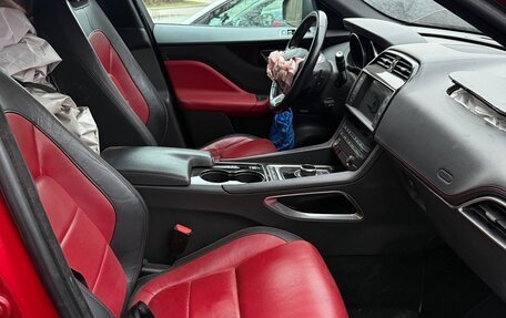 Jaguar F-Pace, 2016 год, 900 000 рублей, 4 фотография