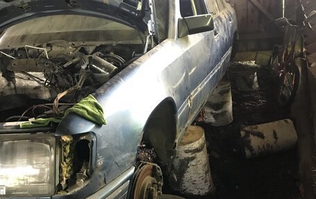 Mercedes-Benz W124, 1988 год, 75 000 рублей, 2 фотография