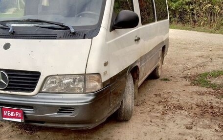 SsangYong Istana, 1999 год, 400 000 рублей, 1 фотография