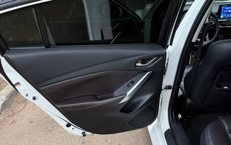 Mazda 6, 2015 год, 2 260 000 рублей, 24 фотография