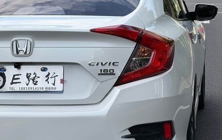 Honda Civic IX, 2021 год, 1 200 000 рублей, 7 фотография