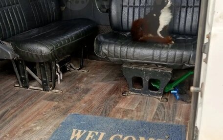 SsangYong Istana, 1999 год, 400 000 рублей, 3 фотография