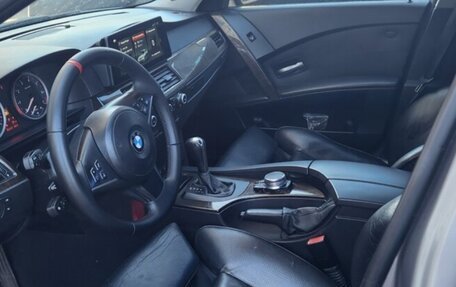 BMW 5 серия, 2005 год, 950 000 рублей, 4 фотография