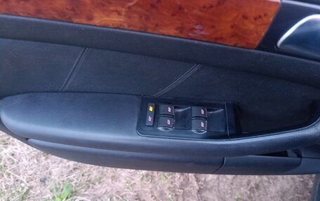 Audi A6, 2002 год, 300 000 рублей, 11 фотография