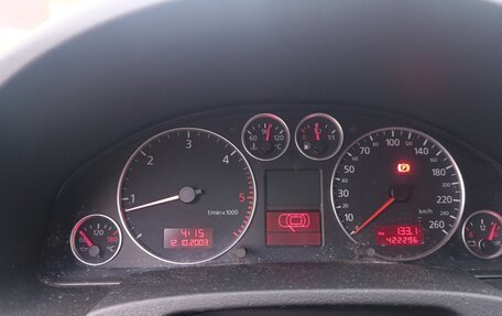 Audi A6, 2002 год, 300 000 рублей, 18 фотография